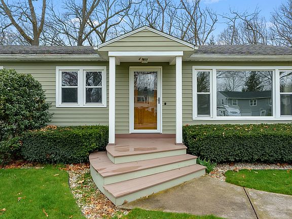 2nd image of 7106 Leawood St