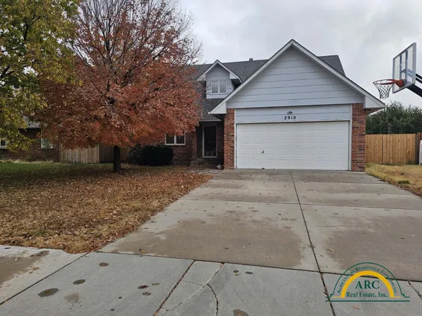 2910 Kris Pl, Garden City, KS 67846