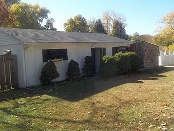 1st image of 10872 Lee Ln