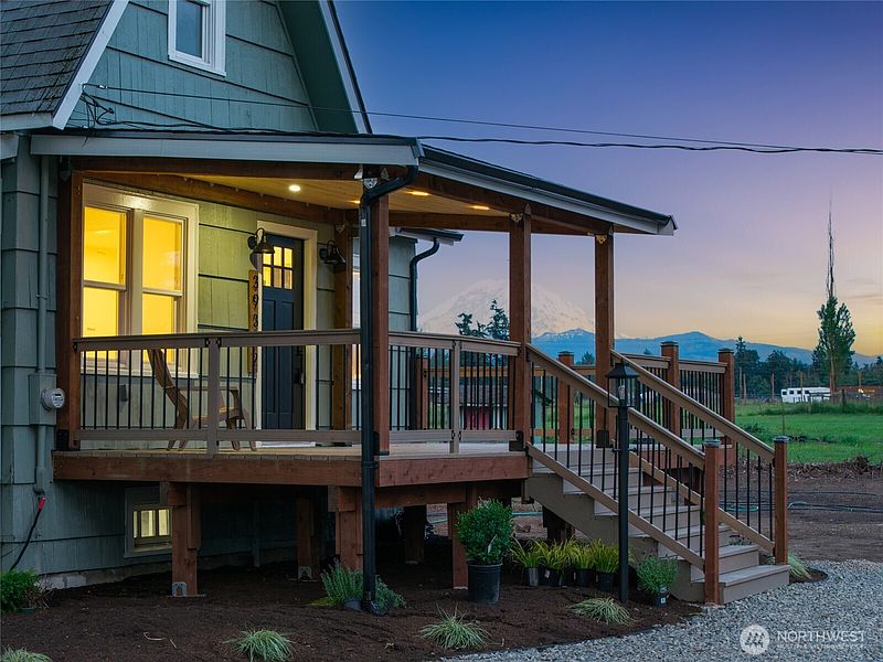 3rd image of 39302 236th Avenue SE