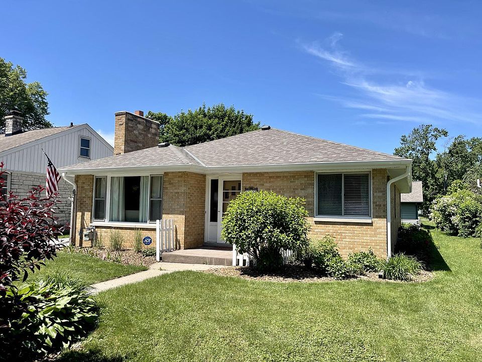 1st image of 830 North Oakwood Ave