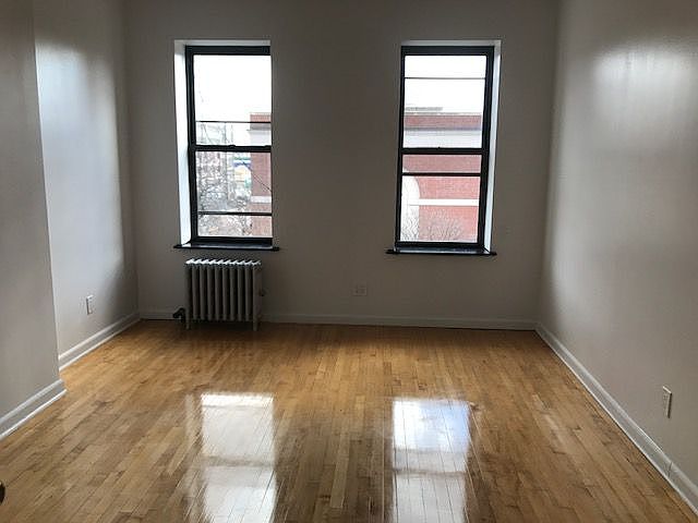 1st image of 295 Pleasant Ave APT 5N