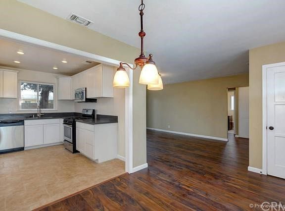 4th image of 4032 N Conlon Ave