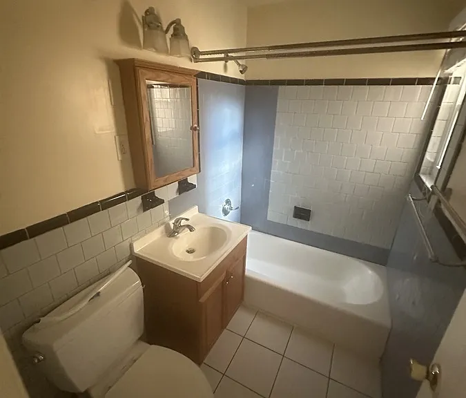 754 Girard St NW — Photo 9