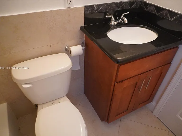 2880 Pine Tree Dr #2 — Photo 11