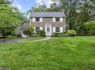 404 Hawthorne Rd, Wallingford, PA 19086