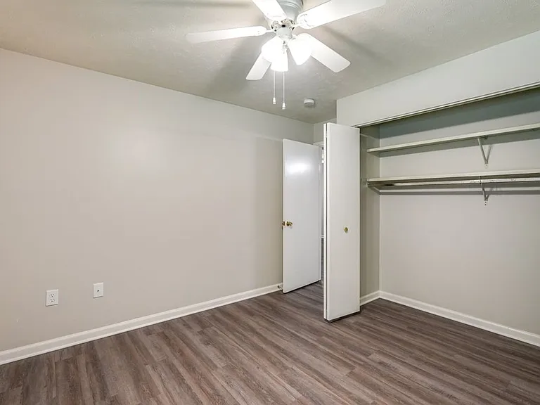 5325 13th St SW — Photo 6