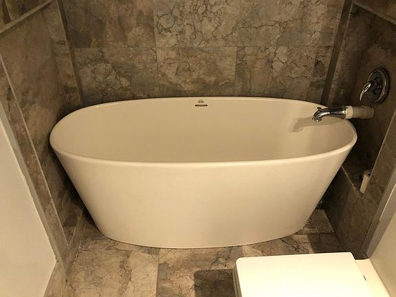 5th image of 1351 NE Miami Gardens Dr APT 221