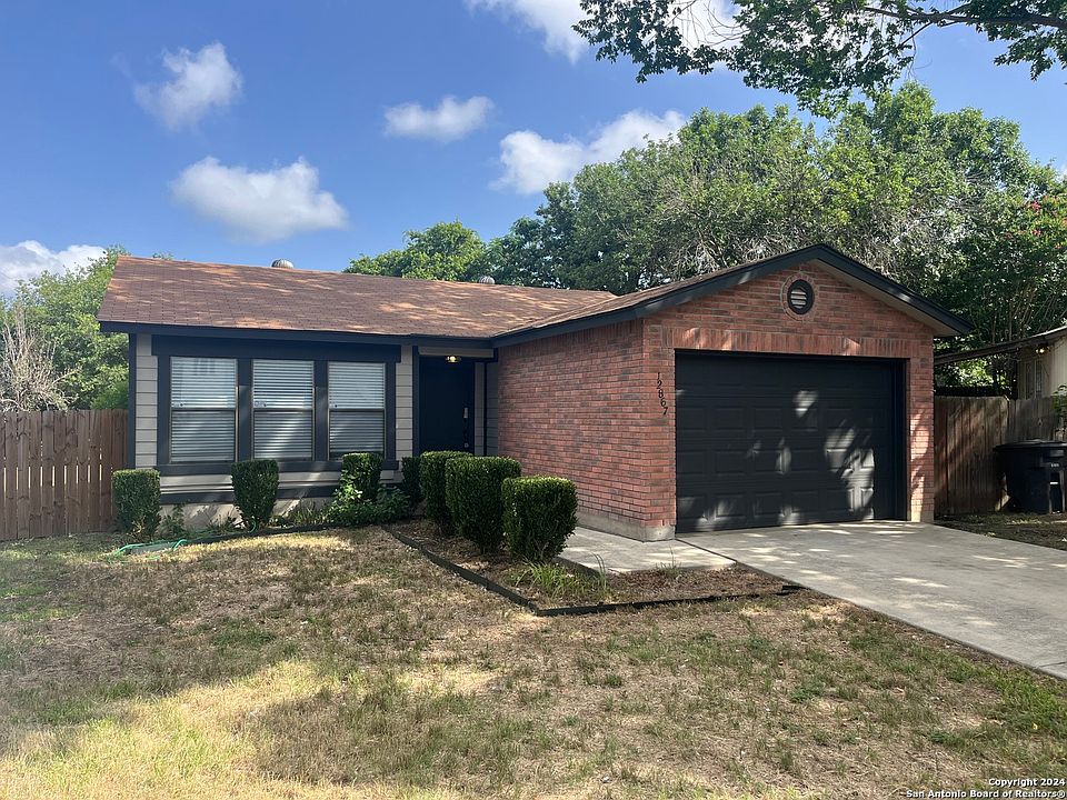 1st image of 12867 HUNTSMAN LAKE DR