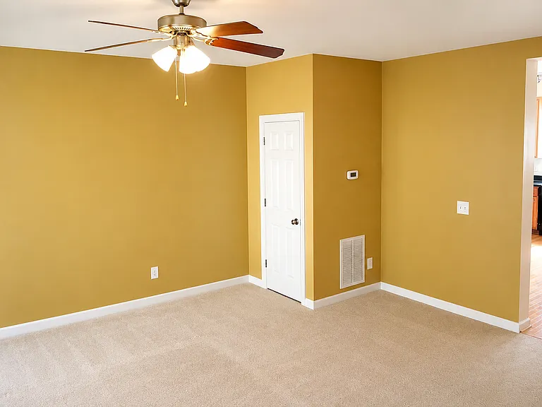 3707 Glenhaven Rd — Photo 4
