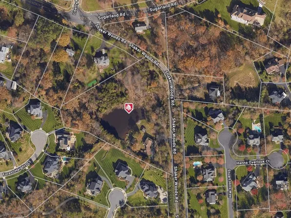1108 Shaker Woods Rd, Herndon, VA 20170