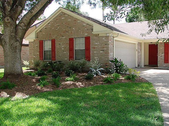 3rd image of 21719 Park Valley Dr