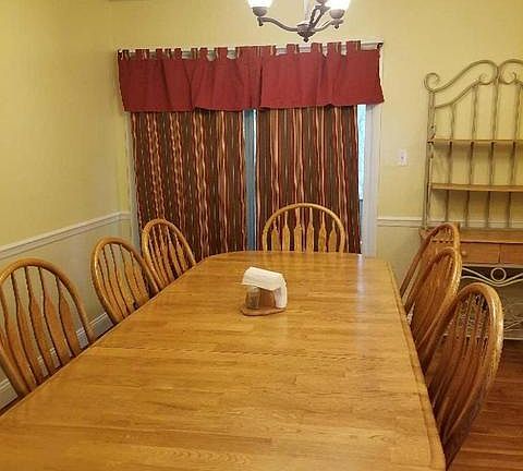 5th image of 3909 Del Mar Dr