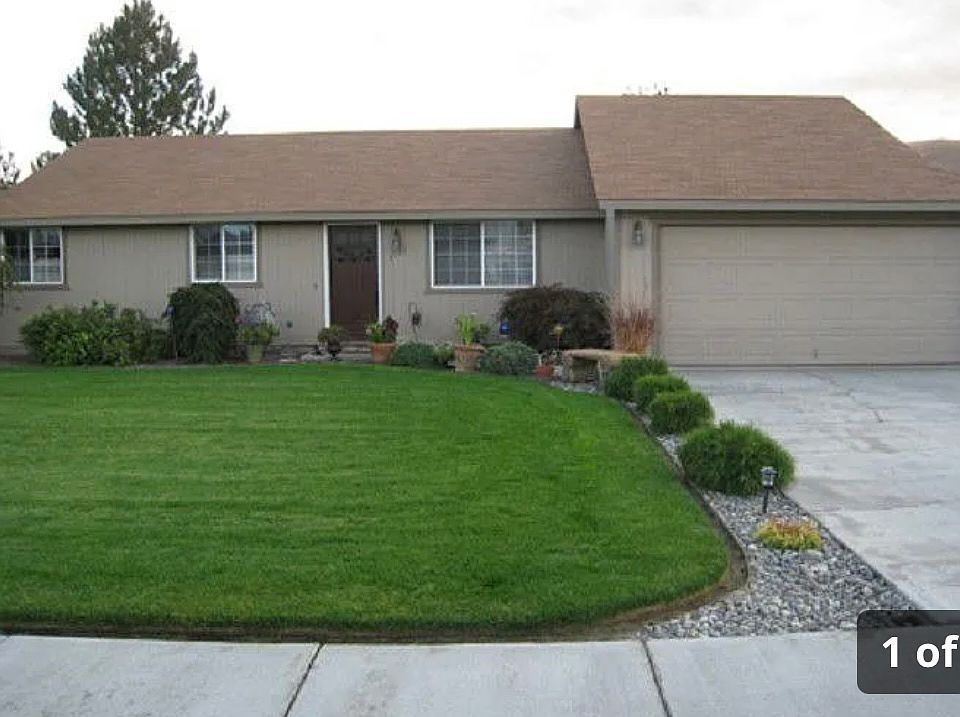 1st image of 4921 Forsythia St