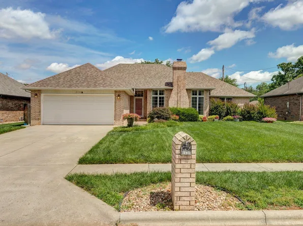 2133 E Cragmont Street, Springfield, MO 65804