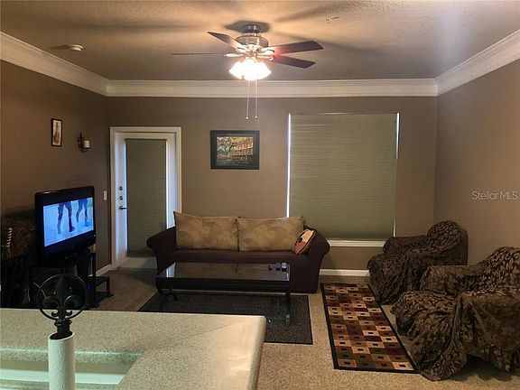 3rd image of 8818 Villa View Cir Unit 302
