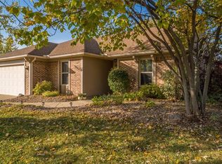 8711 Christygate Ln, Dayton, OH 45424