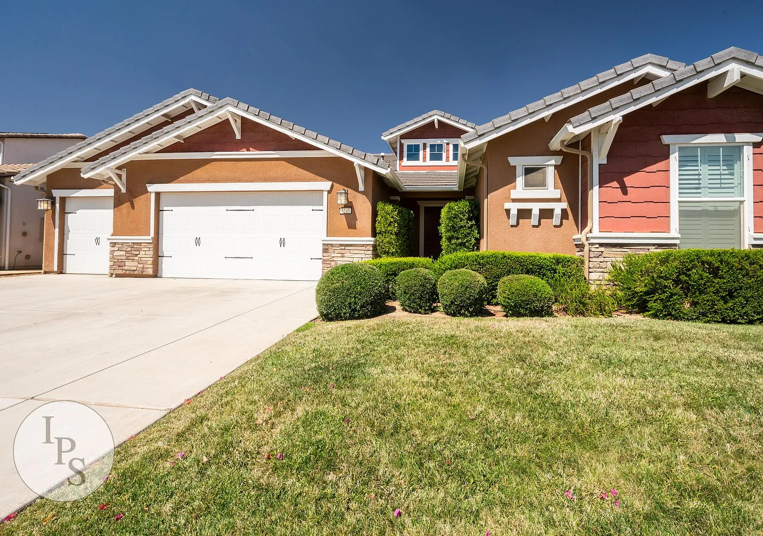 Harlan Ranch Home, 4BR/2.5BA, Built 2015 - Lots of Amenities — Photo 1