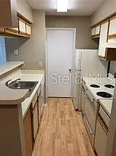 236 Afton Sq #306 — Photo 7