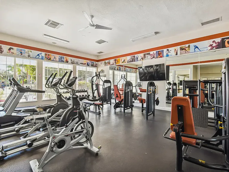11540 Westwood Blvd #218 — Photo 31