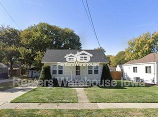 3330 52nd St, Des Moines, IA 50310