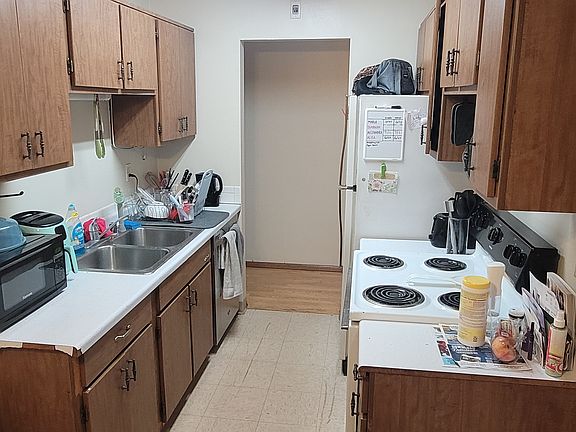 5th image of 3135 N Bartlett Ave APT 1