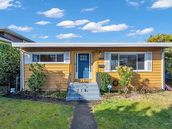 3rd image of 7247 Barnet Rd