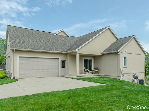 4th image of 3150 Park South Dr