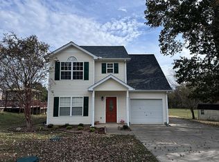 1004 Fall Pkwy, Murfreesboro, TN 37129