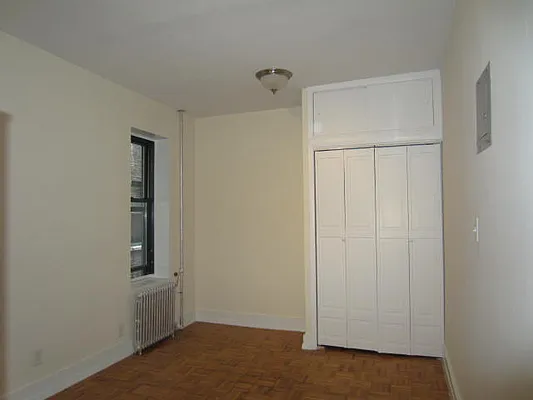 Rented by City Connections Realty | media 9