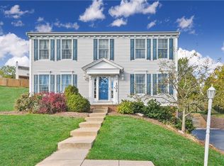 1002 Greenfield Dr, Canonsburg, PA