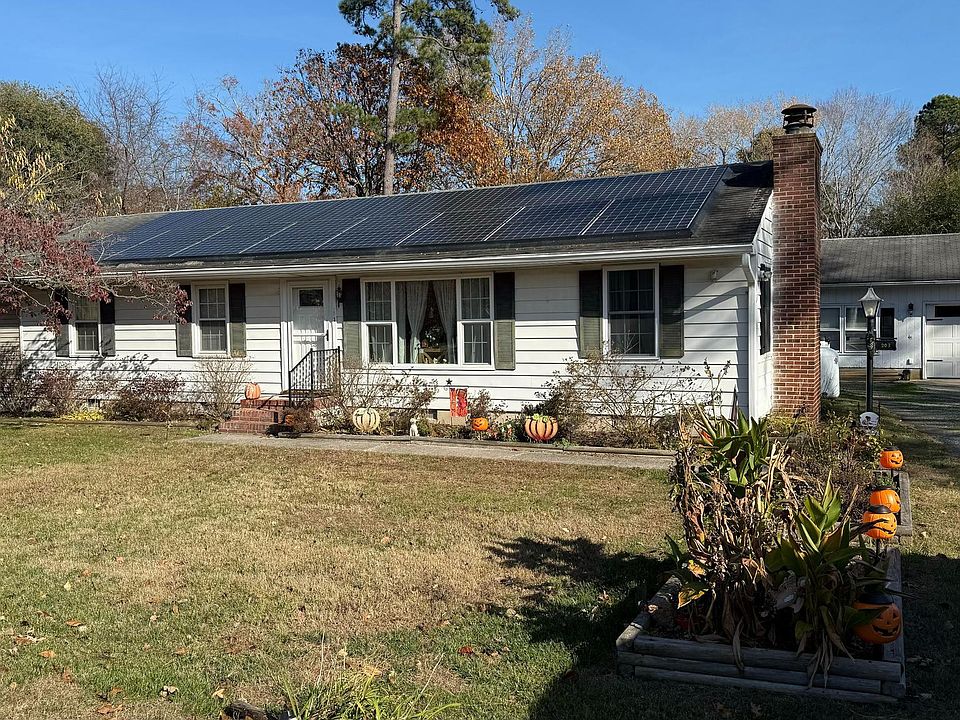 2nd image of 203 Carolyn Ave