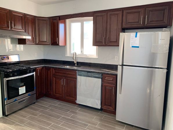 405 Bement Ave #2F