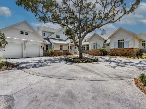 2 Marsh Point Rd, Fernandina Beach, FL 32034