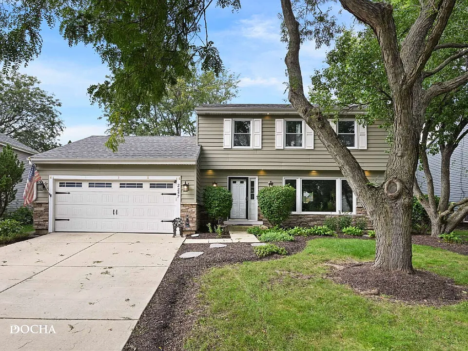 2257 Woodland Cir