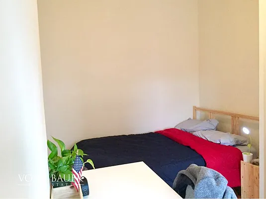 Rented by Voda Bauer Real Estate | media 14