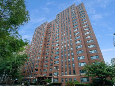 2909 N Sheridan Rd APT 1601, Chicago, IL, 60657
