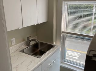59 Nesmith St APT 6, Lowell, MA 01852