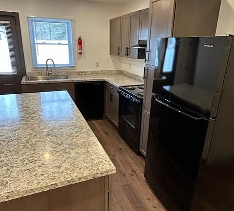 2nd image of 6 Mae Ln
