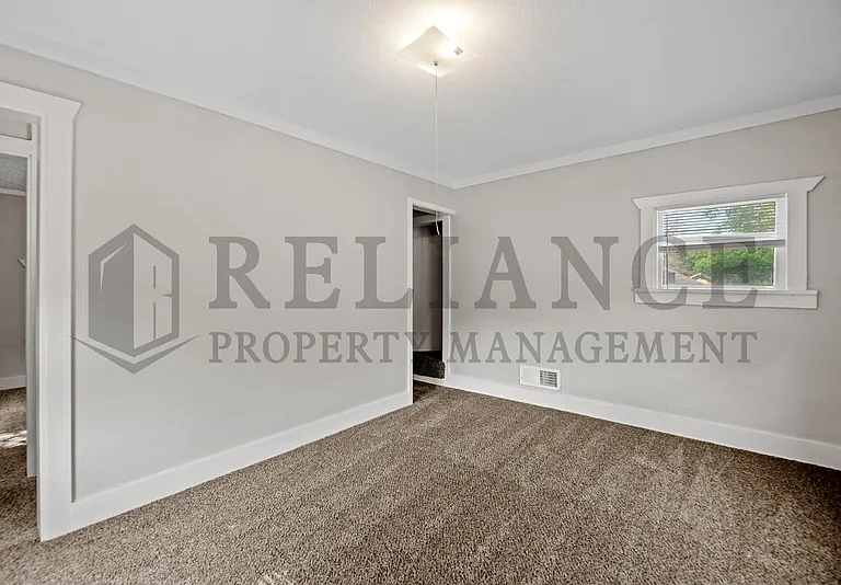232 S Sedgwick St — Photo 18