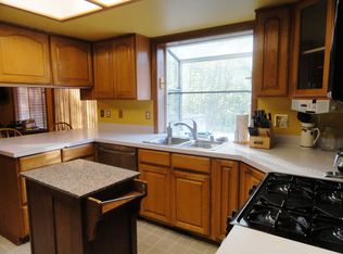 3547 Monticola Dr, Bremerton, WA 98310