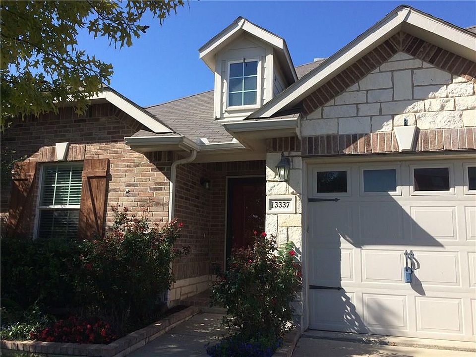 1st image of 13337 Velasco Dr