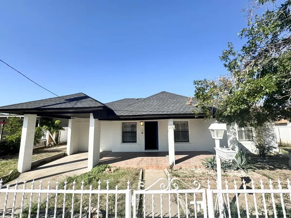2816 E Elm St, Laredo, TX 78043