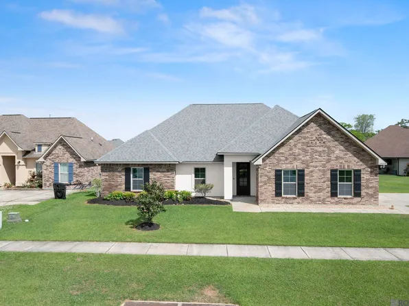39054 Old Tree Dr, Prairieville, LA 70769