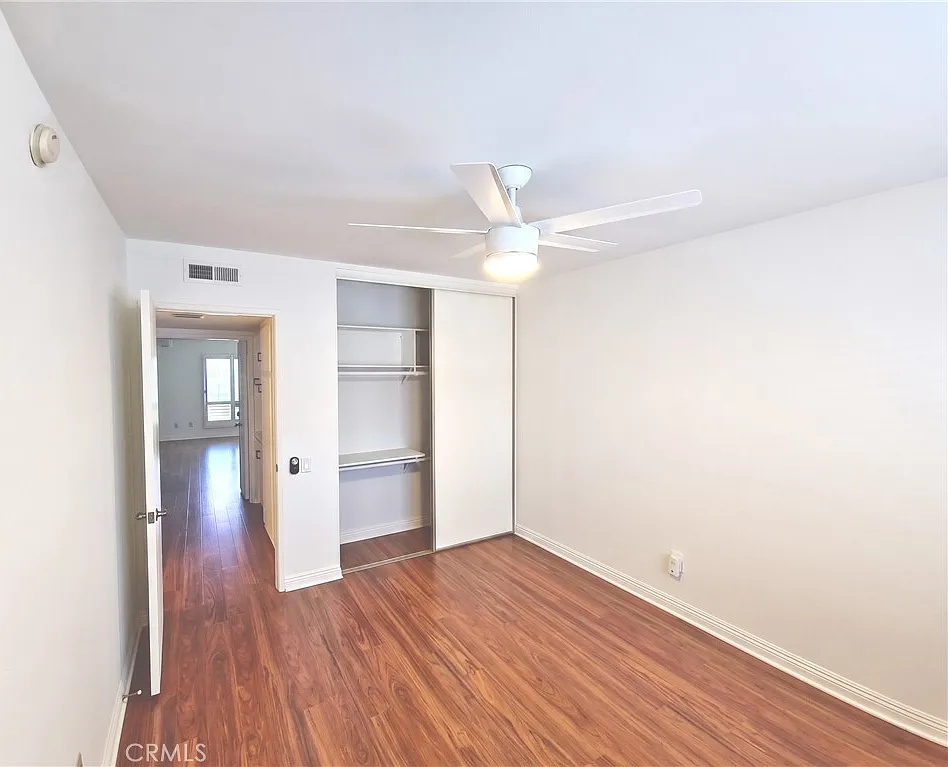 6121 Shoup Ave — Photo 2