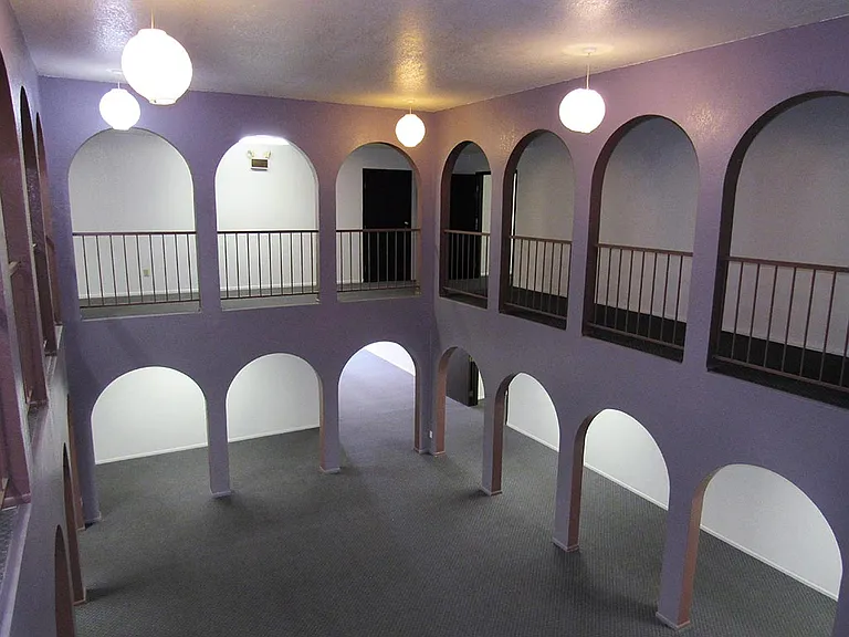 Willow Ridge Apartments — Photo 10