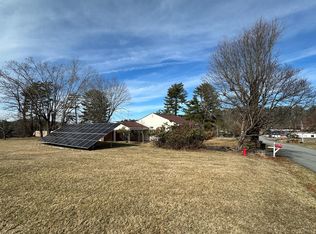 122 Roseland Rd, Galax, VA 24333