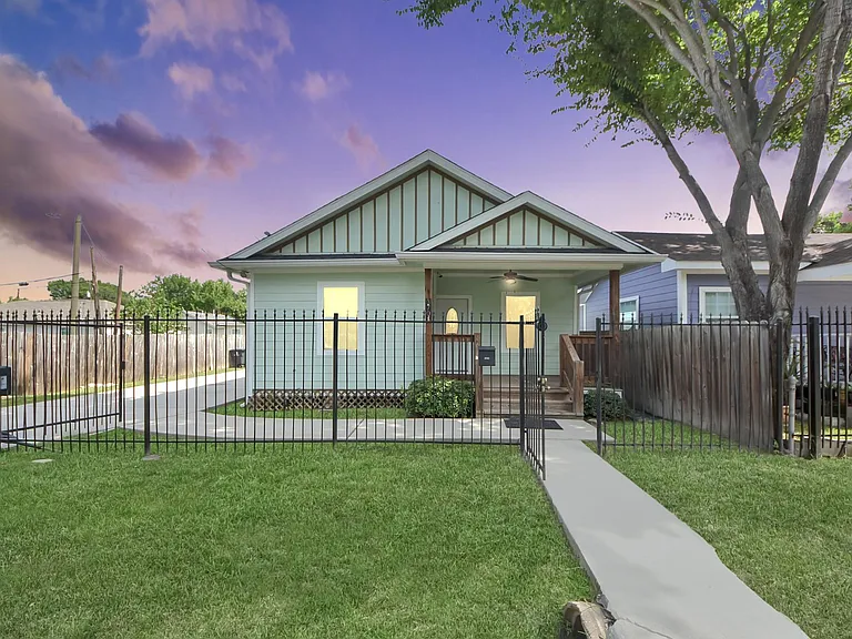 3703 Lila St — Photo 40