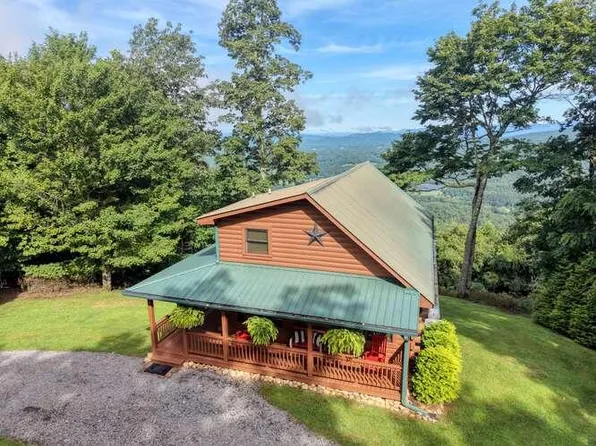 81 Grant Dr, Brasstown, NC 28902