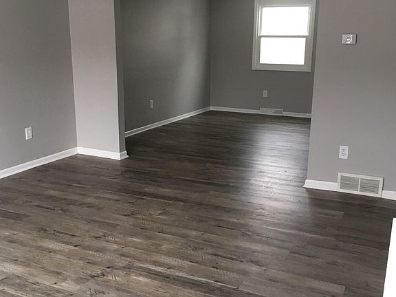 Living Room/Dining Room